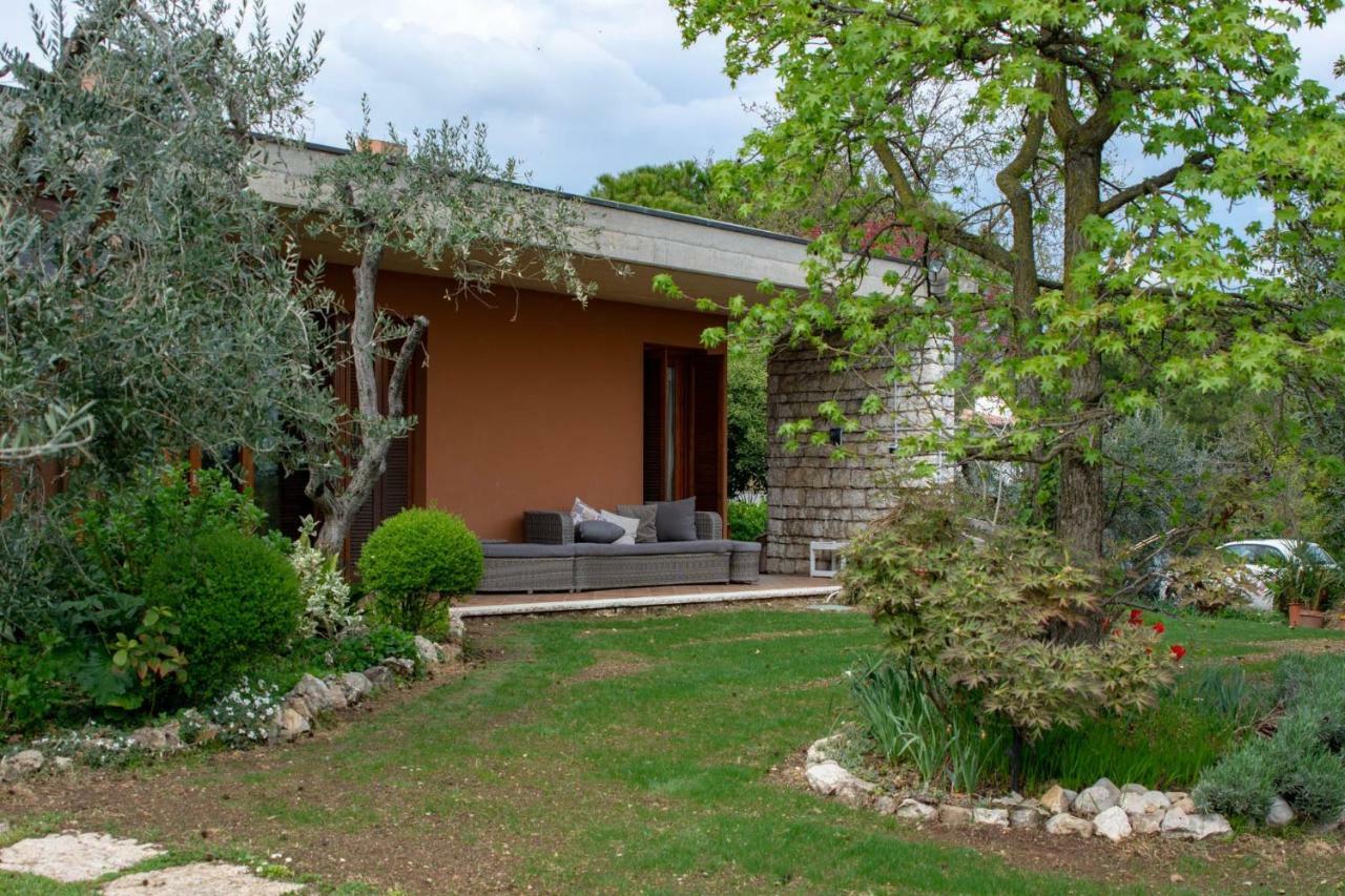 El Rincon Del Artista Bed & Breakfast Soiano Del Lago Eksteriør bilde